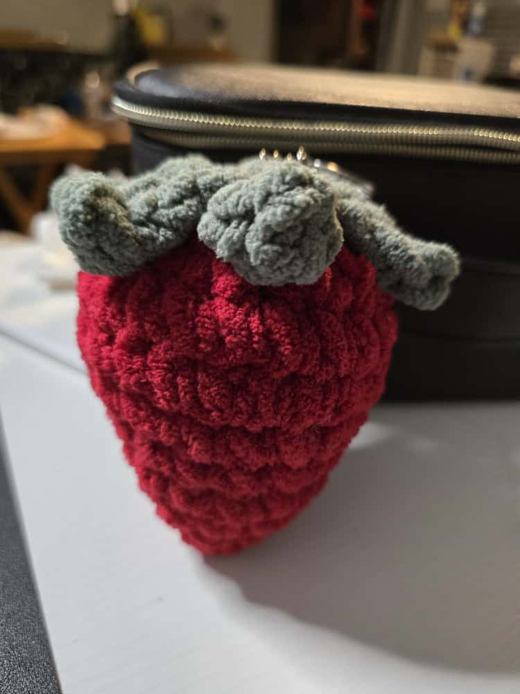 keychain strawberry crotchet homemade